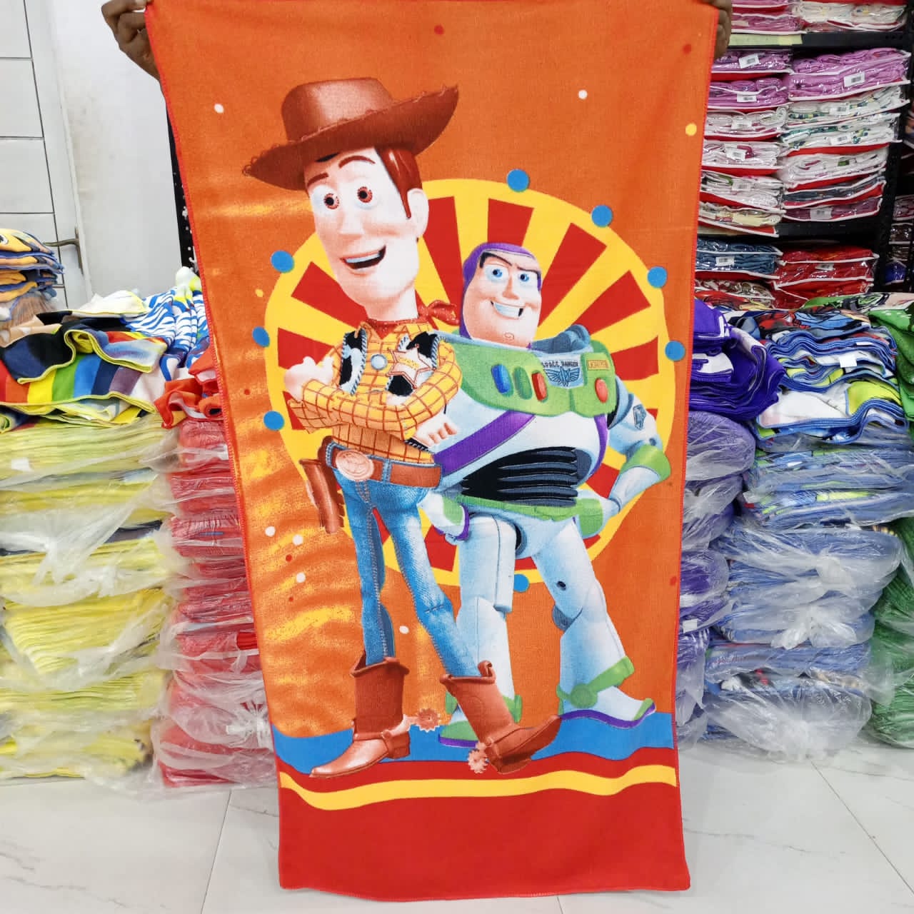 TOY STORY KIDS LARGE TOWEL 28/55 INCHES