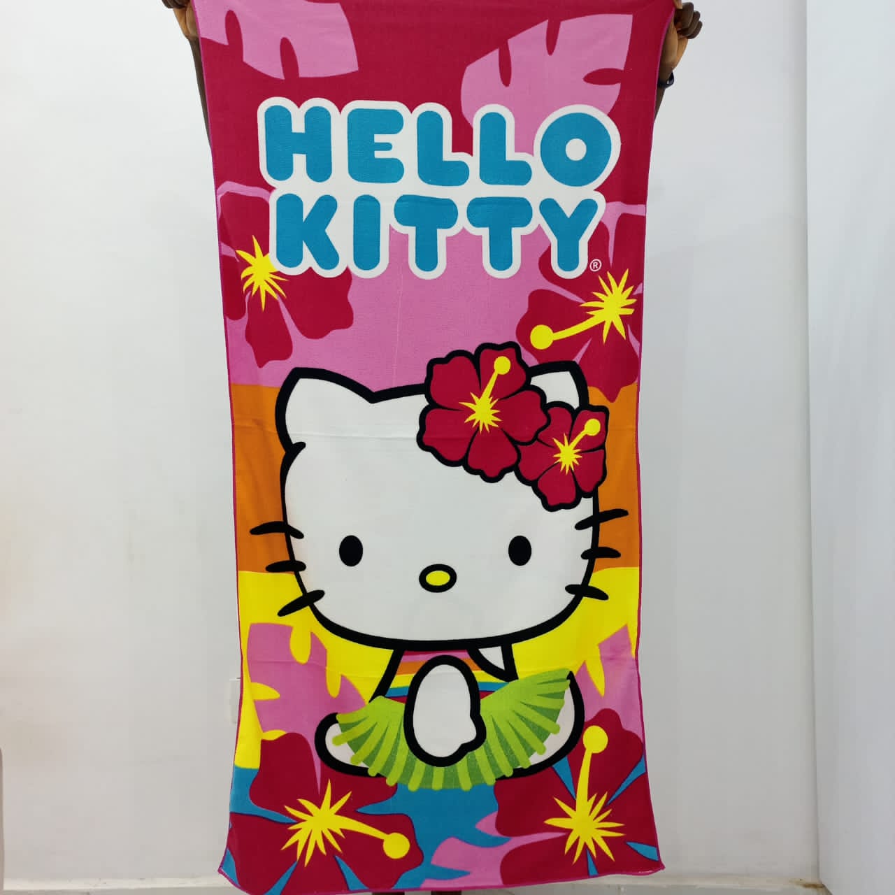HELLO KITTY KIDS LARGE TOWEL 28/55 INCHES