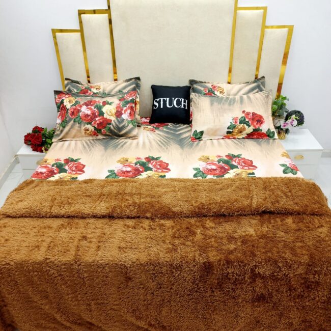 Img 20230811 Wa0026 - Gold F Fur Duvet Only