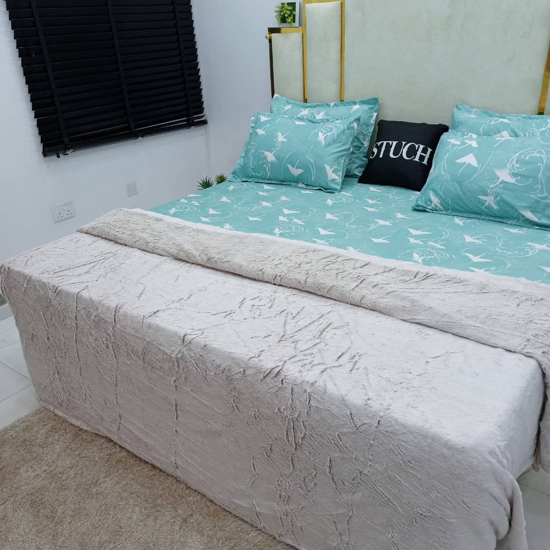 LIGHT GREY FUR DUVET ONLY