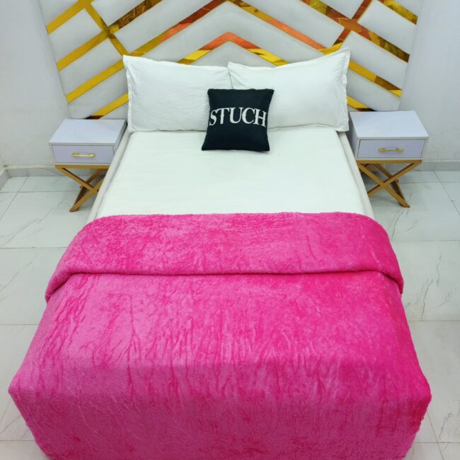 Img 20240427 093000 143@ 1133338196 Scaled - Deep Pink Fur Duvet Only