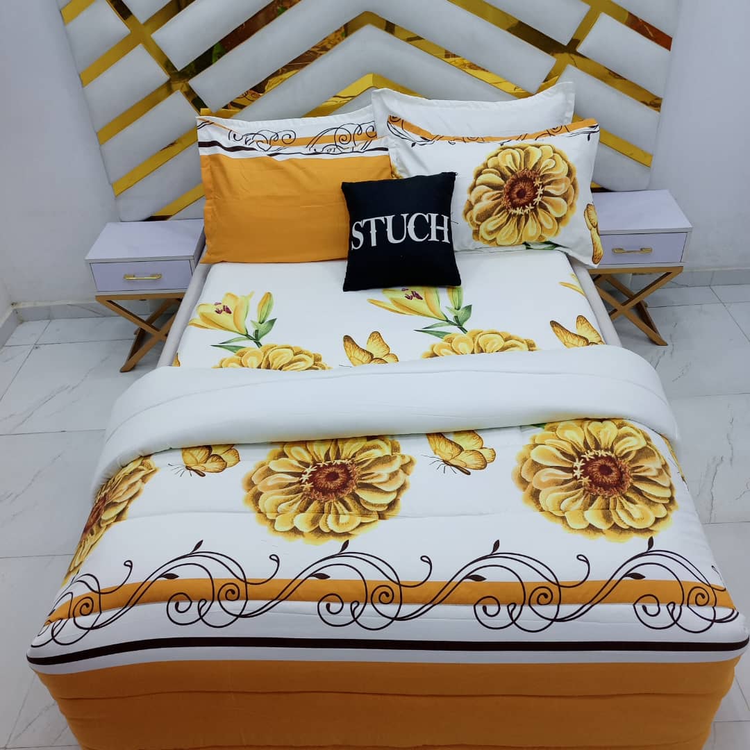 ORANGE PETAL 7/7 BEDSHEET WITH FOUR PILLOW CASES AND DUVET COVER (NO FIBER INSIDE)