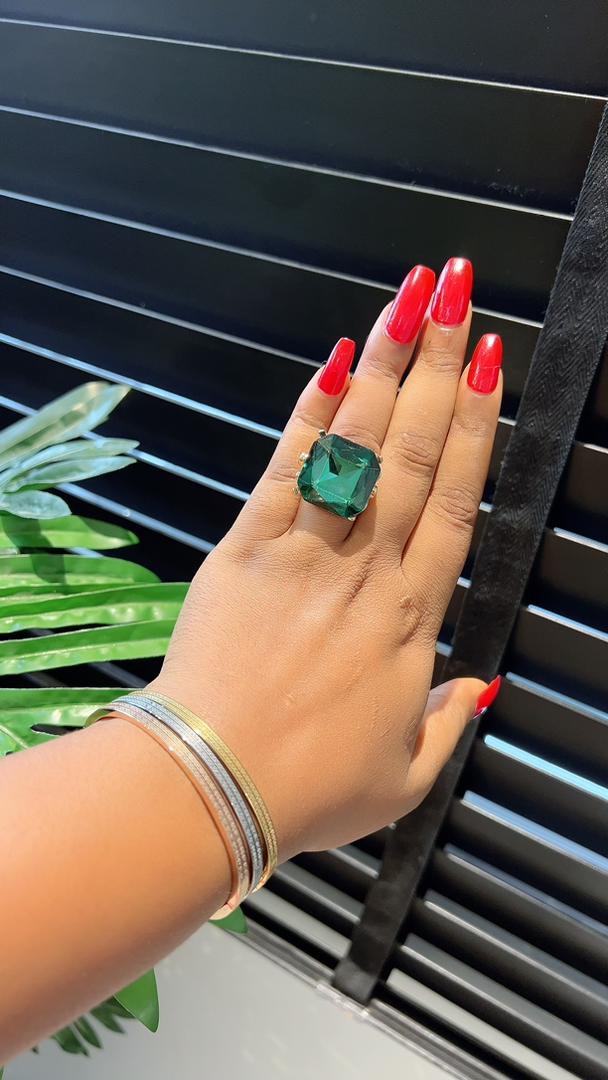 Adjustable green cocktail ring