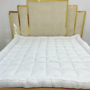 6/6 WHITE MATTRESS TOPPER (Size 72/75 inches)