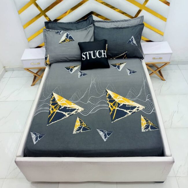 Img 20240620 Wa0015 - Black Arrow 4/6 Bedsheet