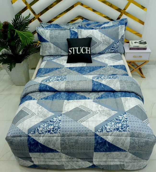 Img 20240808 Wa0012 - Blue Triangle 7/7 Duvet Set