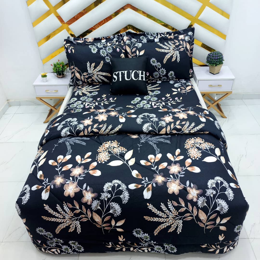 BLACK DIFFDERENT FLOWER 4/6 DUVET SET