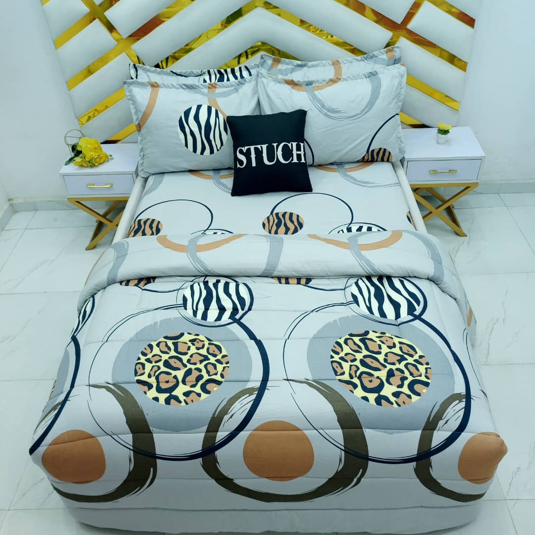 WHITE YOLK 7/7 DUVET SET