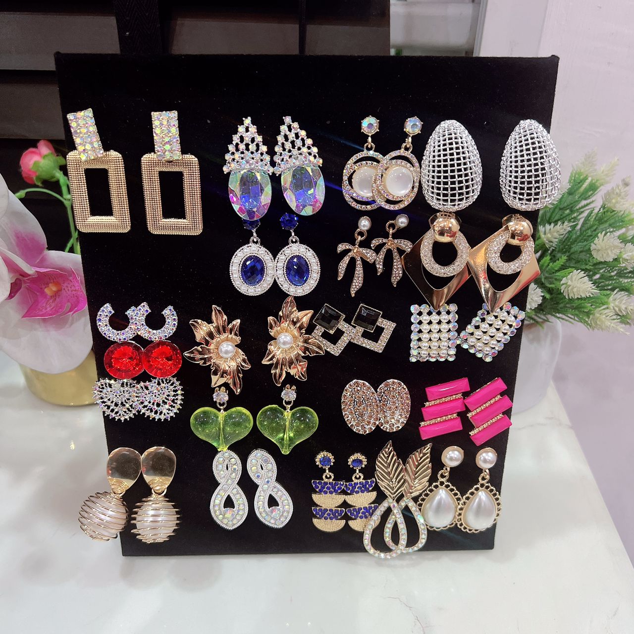 Board Earrings B001