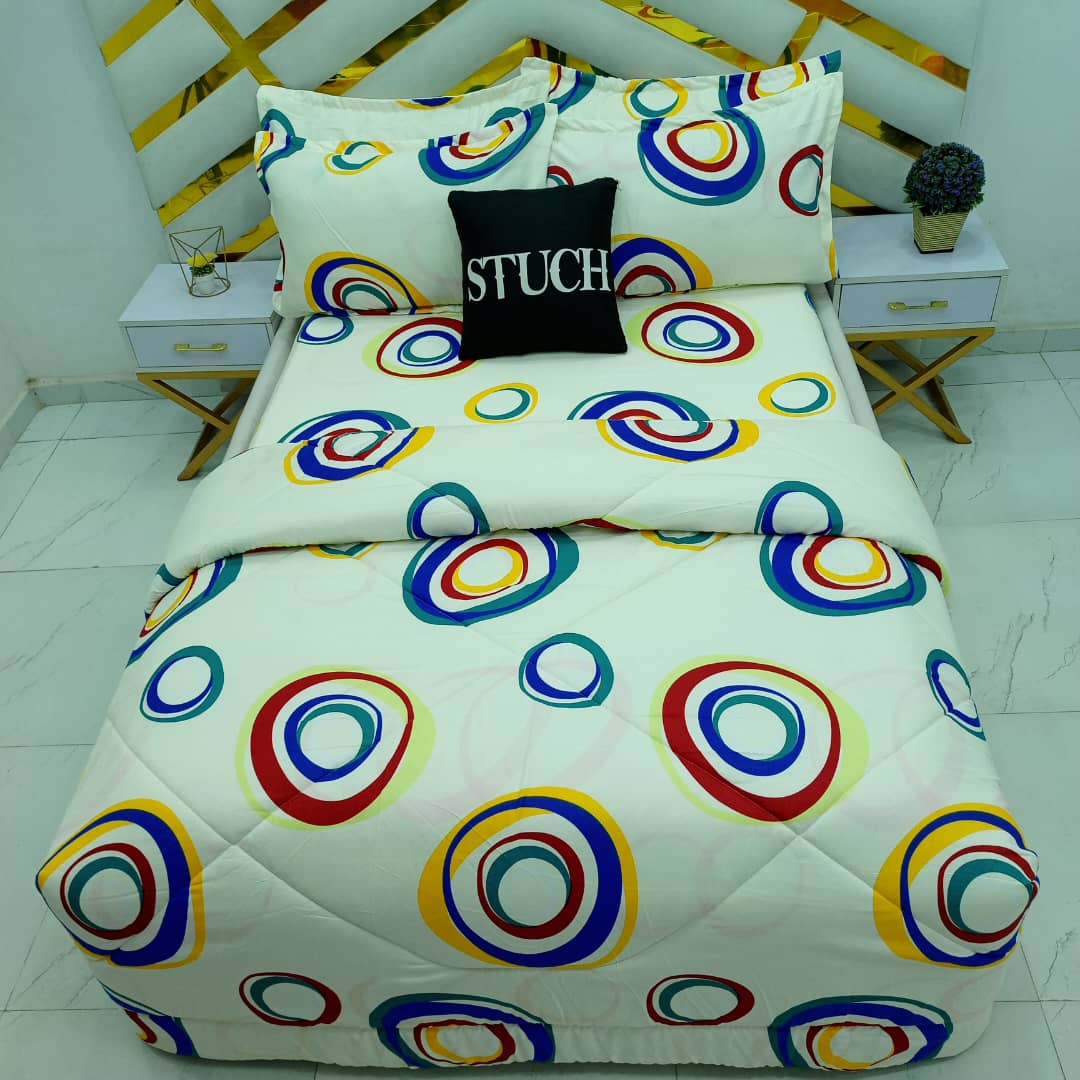 CREAM COLOR CIRCLE 7/7 BEDSHEET WITH FOUR PILLOW CASES AND DUVET COVER (NO FIBER INSIDE)