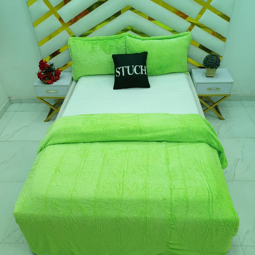 LEMON GREEN FUR DUVET ONLY