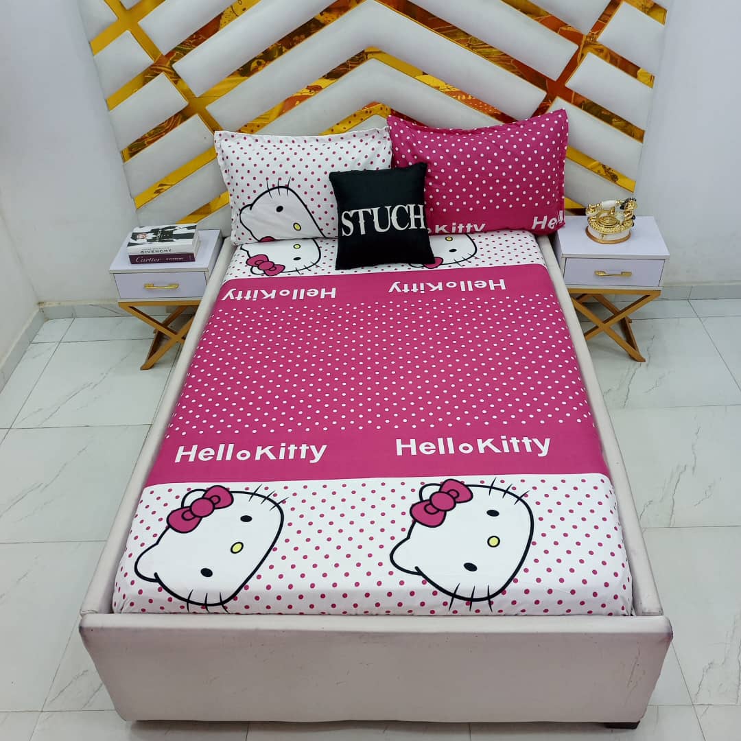 PINK HELLO KITTY 4/6 BEDSHEET