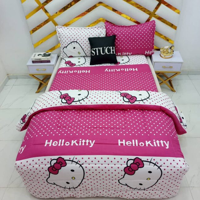 Img 20241025 Wa0005 - Pink Hello Kitty 4/6 Duvet Set