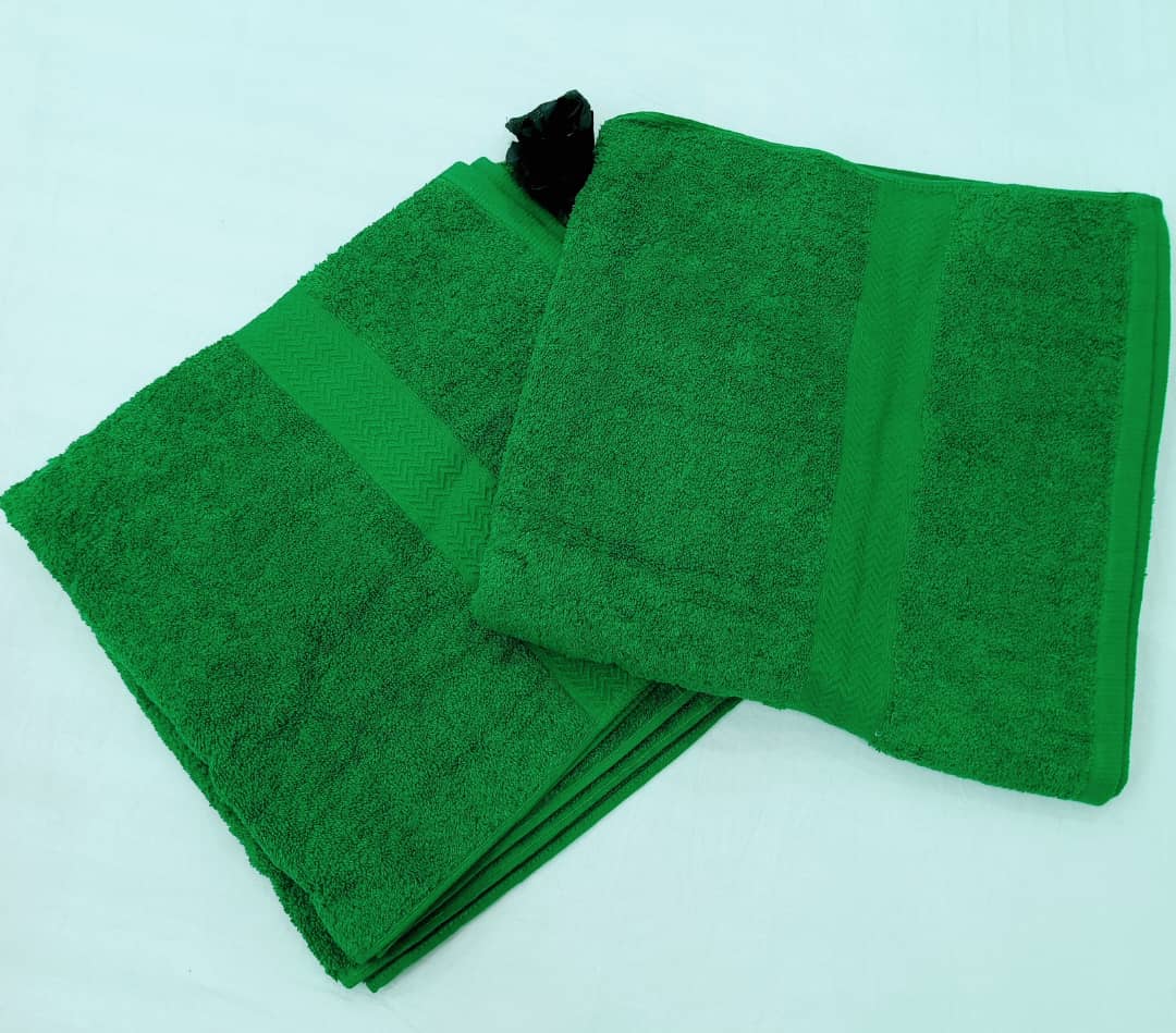 NIGERIAN GREEN LARGE TOWEL 28/55 INCHES