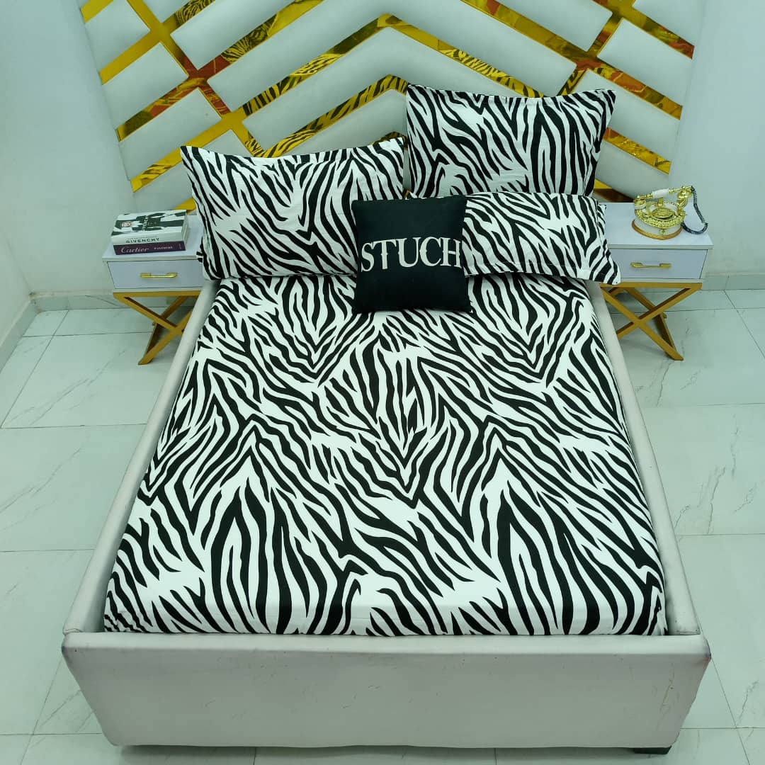 100% EGYPTIAN COTTON BLACK IKAT 7/7 BEDSHEET