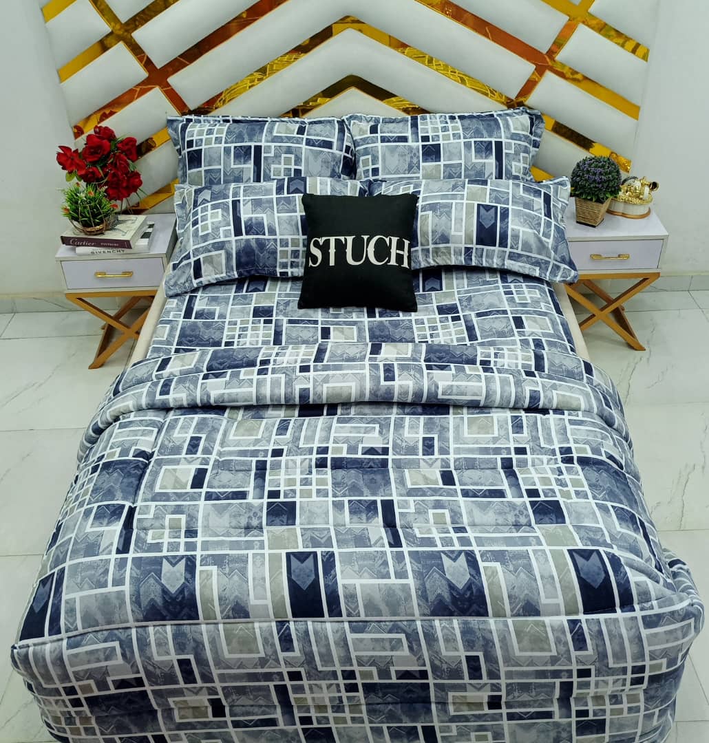 BLUE BINB  7/7 BEDSHEET WITH FOUR PILLOW CASES AND DUVET COVER (NO FIBER INSIDE)