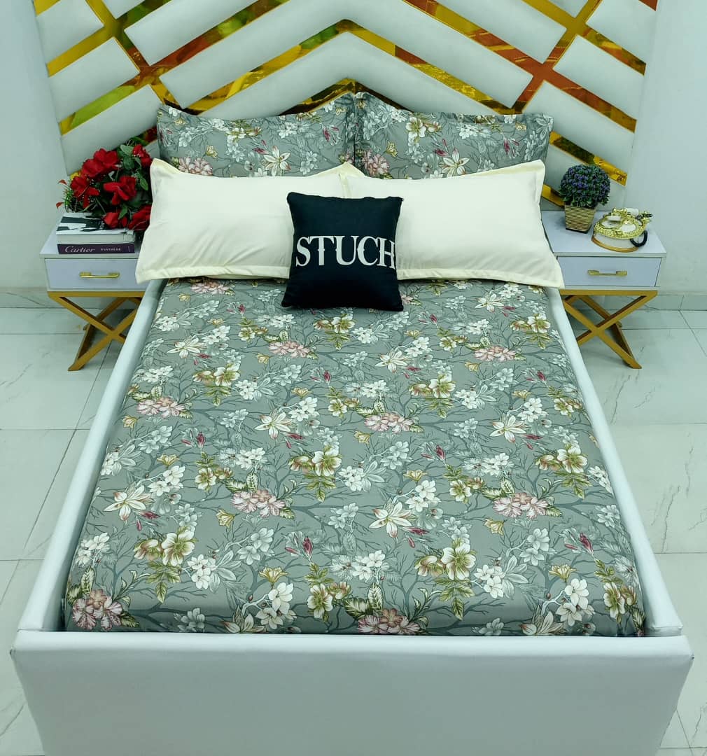 COMBINED PLAIN CREAM AND SIMDI FLOWER 7/7 BEDSHEET