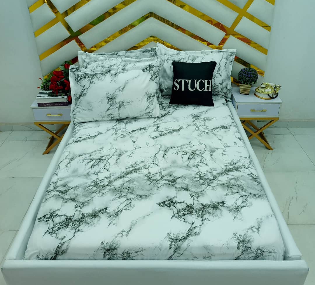 WHITETH EXTRALARGE BEDSHEET