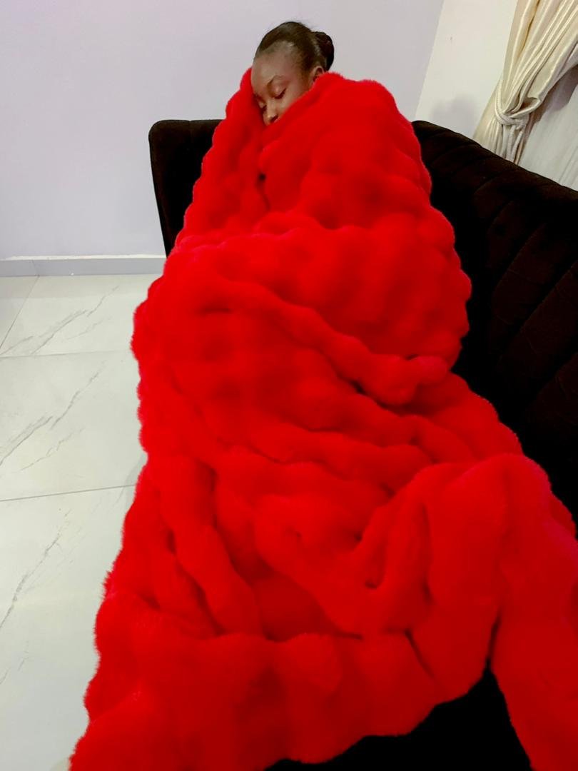 LUXURY RED SOFA THROW BLANKET FOR COUCH (45/72 INCHES)