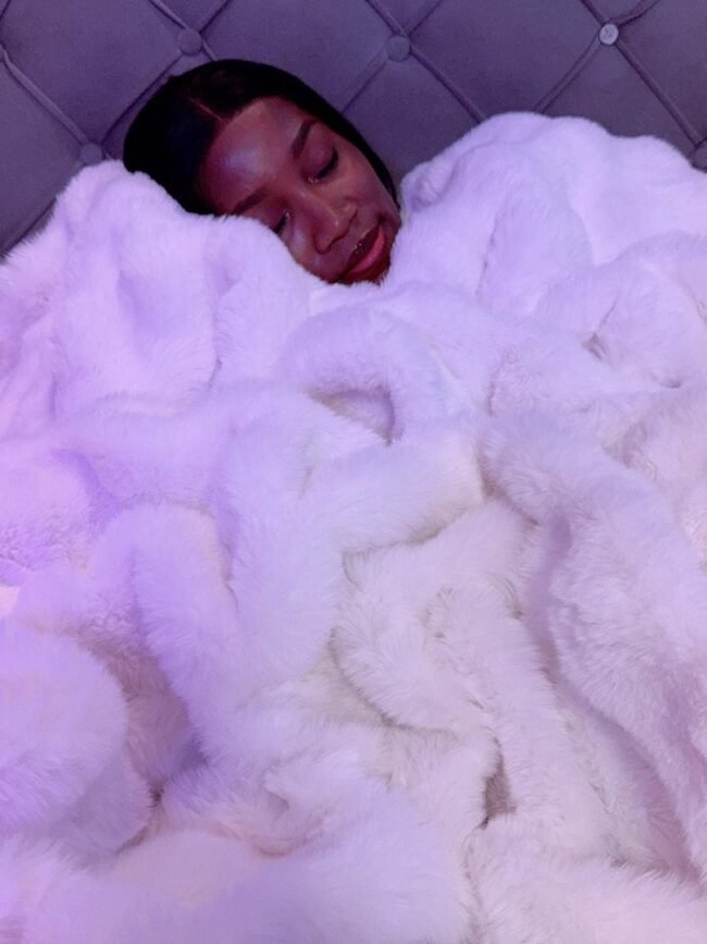 LUXURY WHITE SOFA THROW BLANKET FOR COUCH (45/72 INCHES) - Image 3