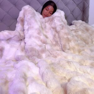 LUXURY SPOTTED CREAM BUBBLE FUR 4/6 DUVET ONLY (70/92 INCHES)