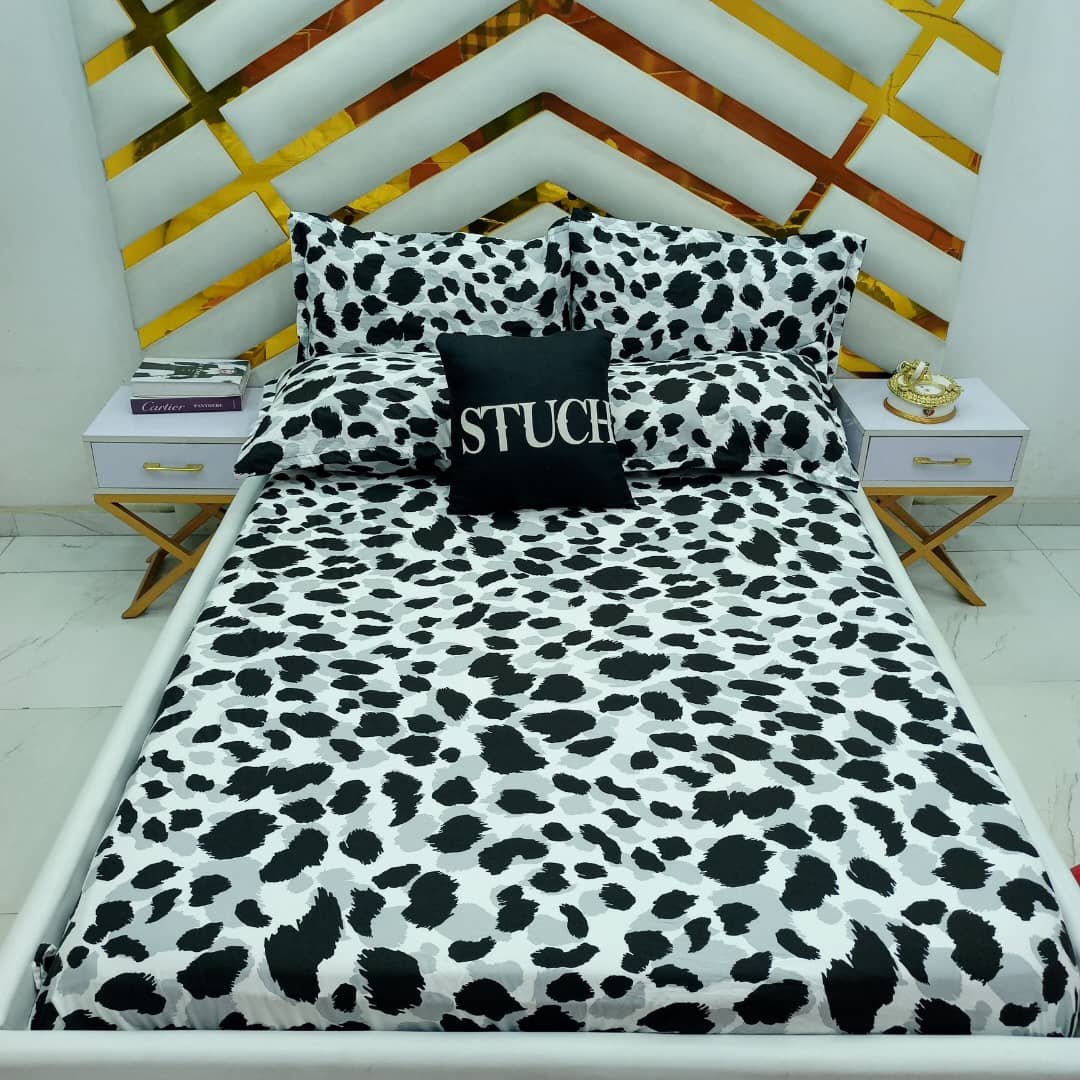 100% EGYPTIAN COTTON WHITE SPLASH 7/7 BEDSHEET