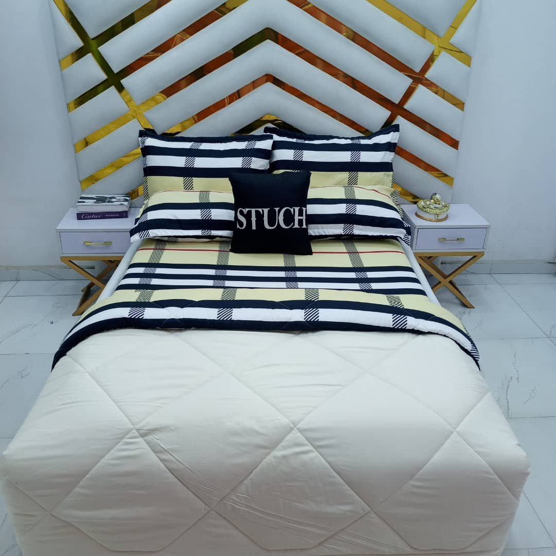 COMBINED CREAM WITH NEW BURBERRY 7/7 DUVET SET