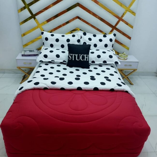 COMBINED RED WITH WHITE POLKA 7/7 DUVET SET