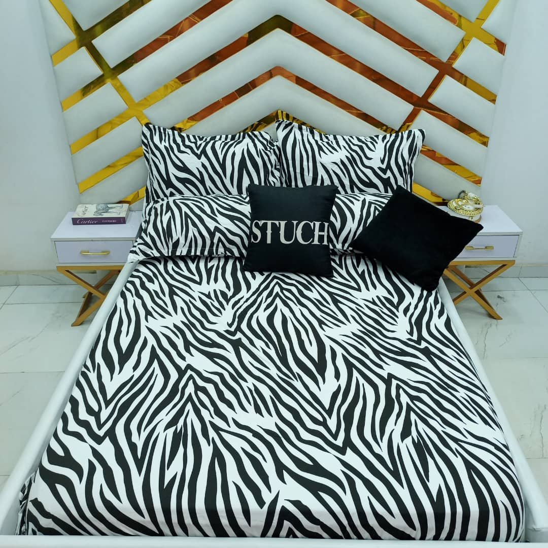 100% EGYPTIAN COTTON BLACK IKAT 7/7 BEDSHEET