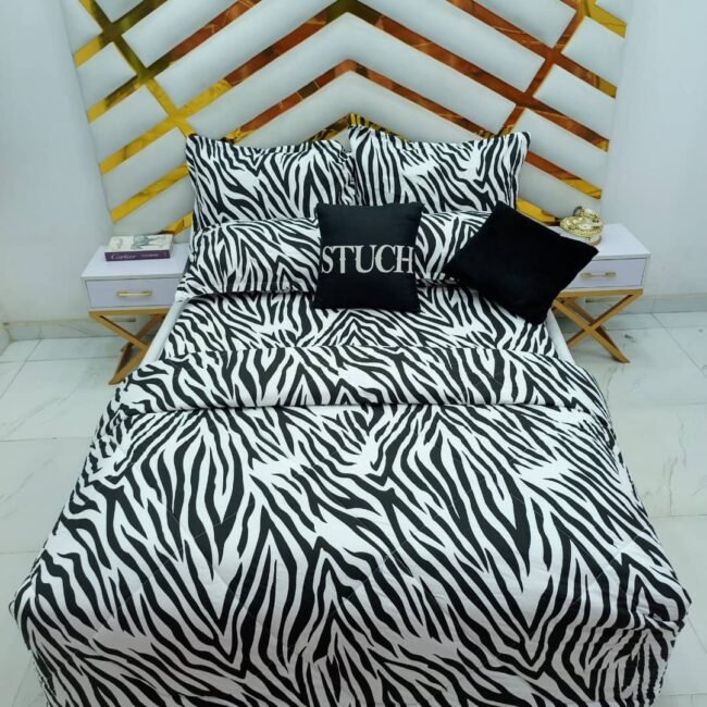 100% EGYPTIAN COTTON BLACK IKAT 7/7 DUVET SET