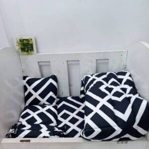 002 BLACK STACK COT