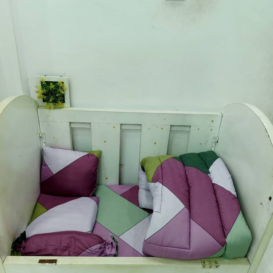 010 PURPLE RECT  BABY COT SET