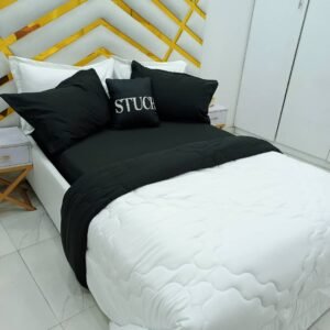PLAIN MIXED WHITE AND BLACK (BLACK BEDSHEET) 7/7 DUVET SET