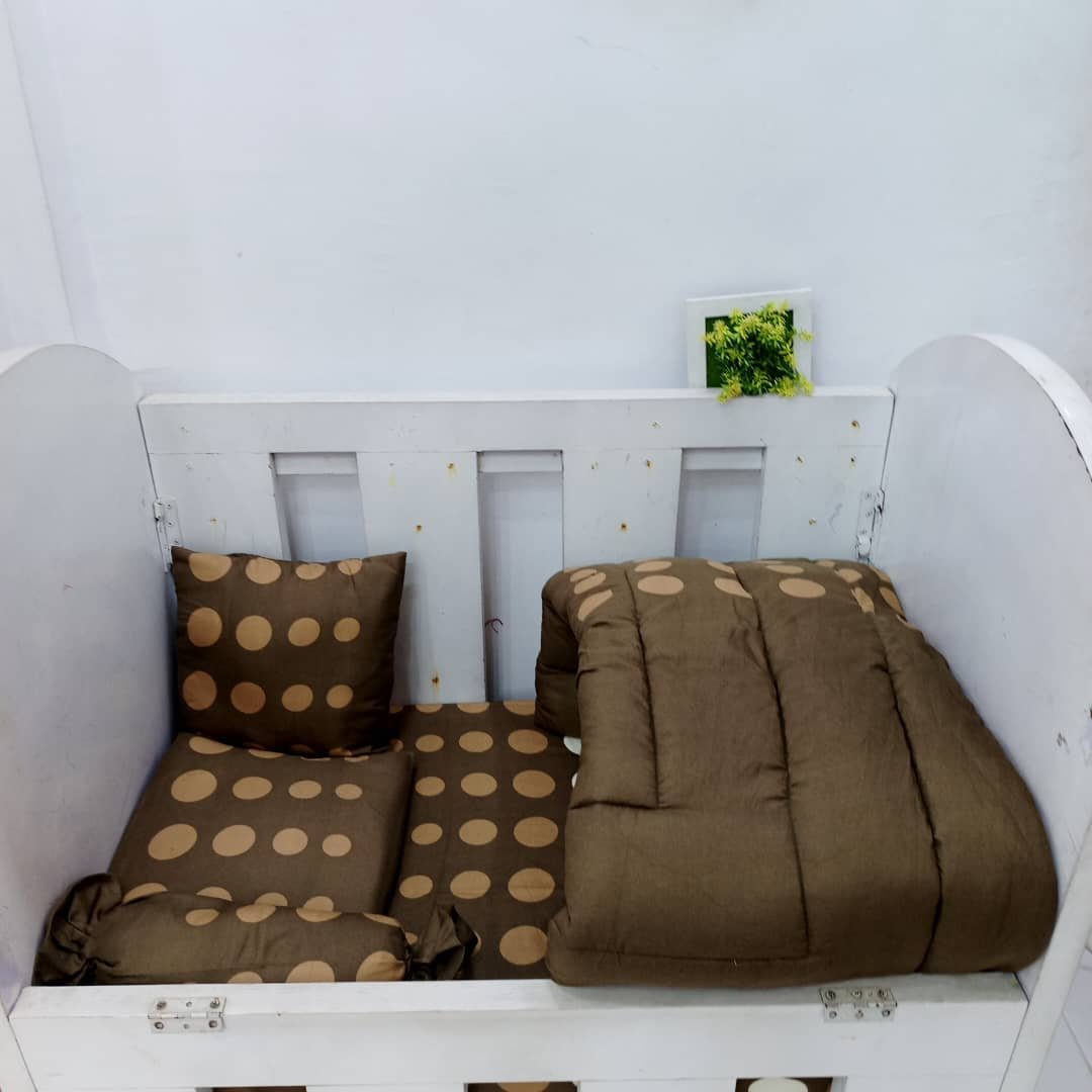 020 BROWN POLKA  BABYCOT SET