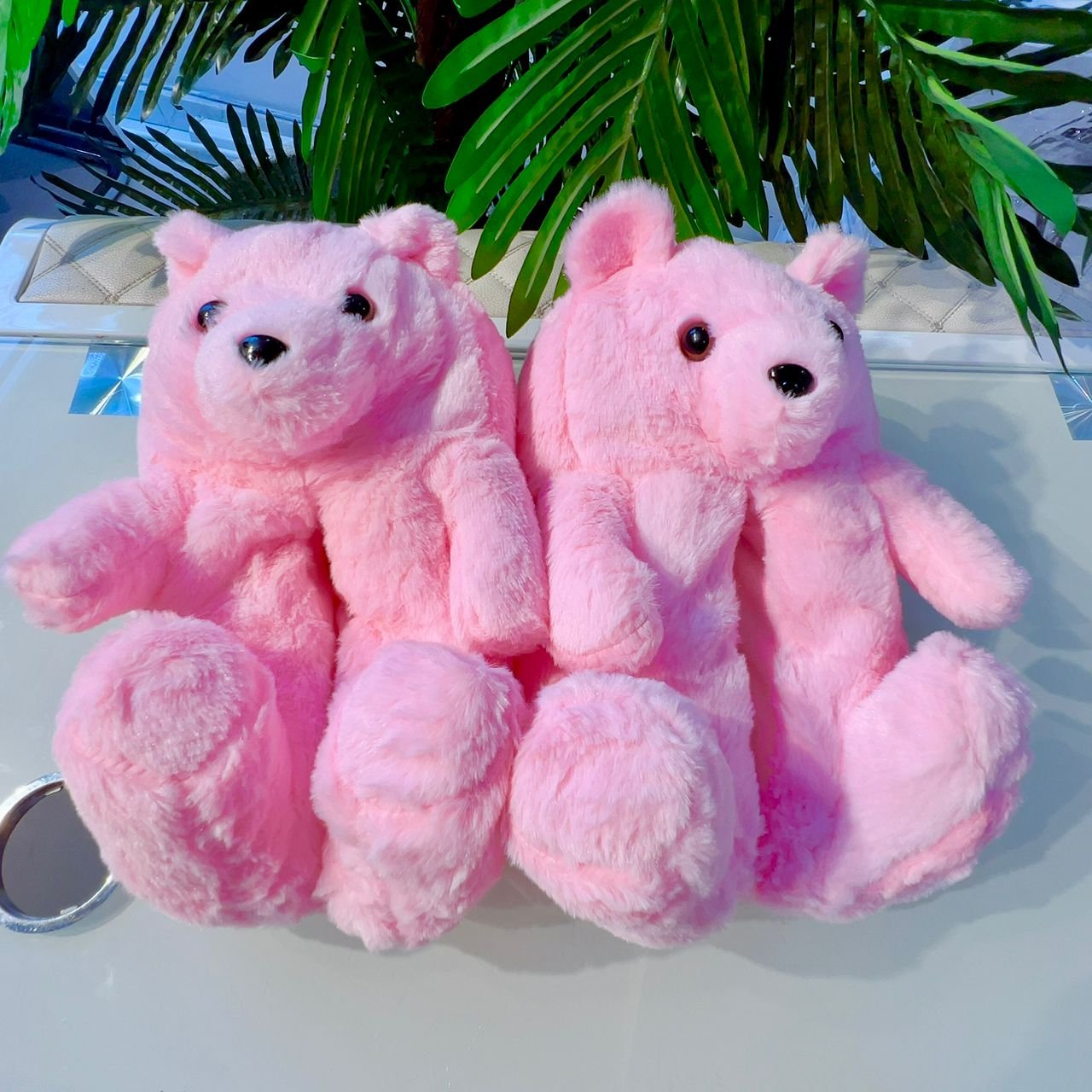 PINK TEDDY UNISEX FLUFFY SLIPPERS (FREE SIZE FITS UPTO SIZE 44)