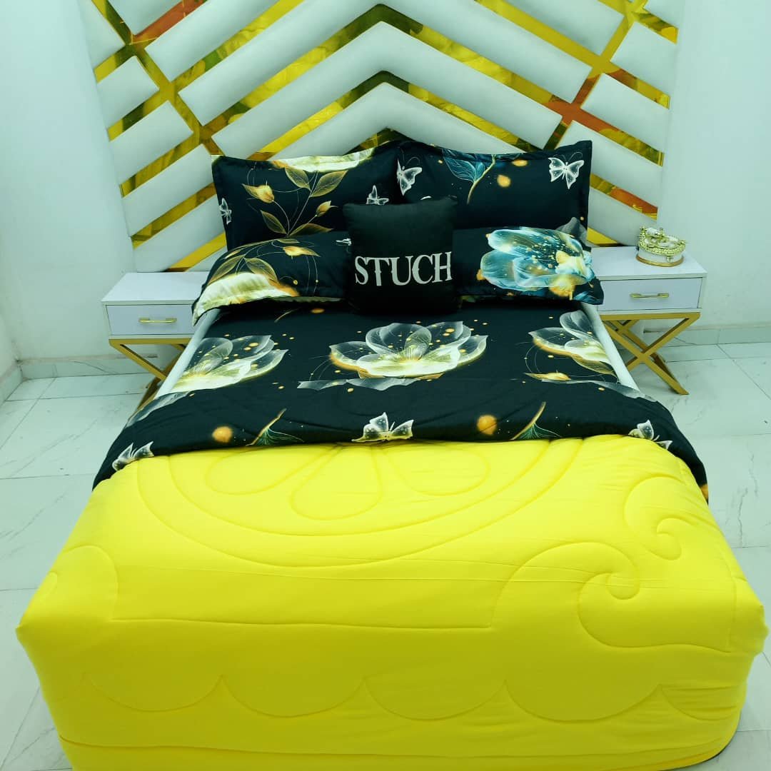 COMBINED YELLOW WITH BLACK LOTUS FLOWER 7/7 DUVET SET