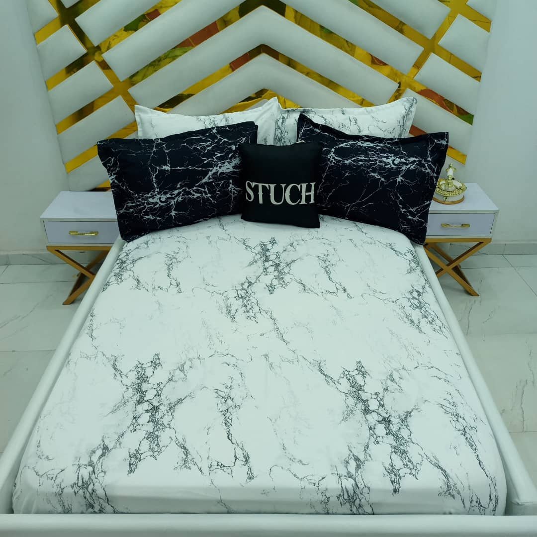 COMBO BLACK AND WHITE THUN 7/7 BEDSHEET