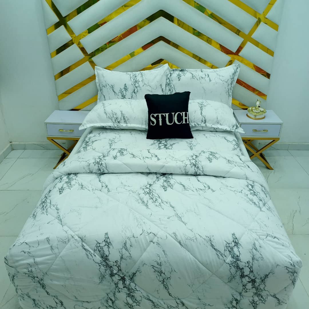 WHITE THUN   7/7 BEDSHEET WITH FOUR PILLOW CASES AND DUVET COVER (NO FIBER INSIDE)-IN PRODUCTION