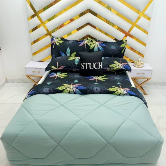 COMBINED GREEN WITH BLACK SPROUT 7/7 DUVET SET