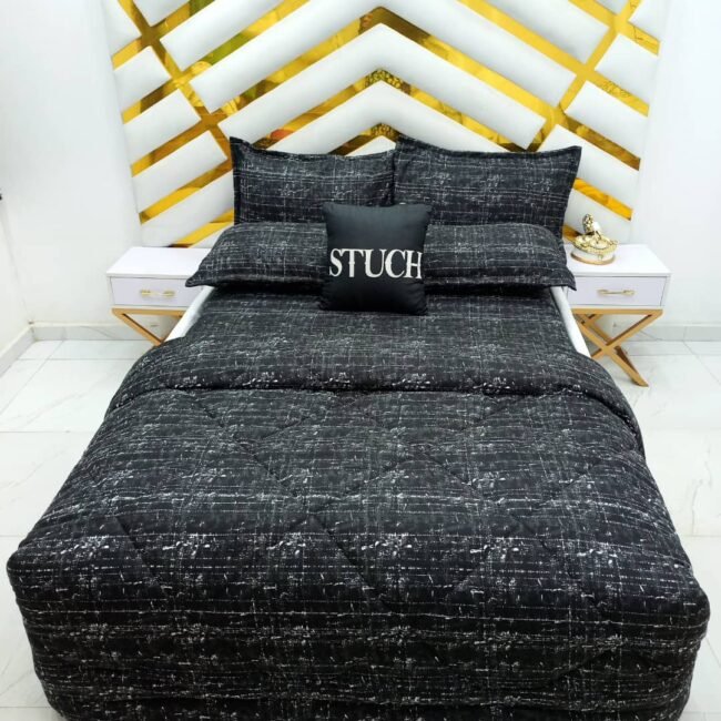 BLACK DASH 7/7 DUVET SET