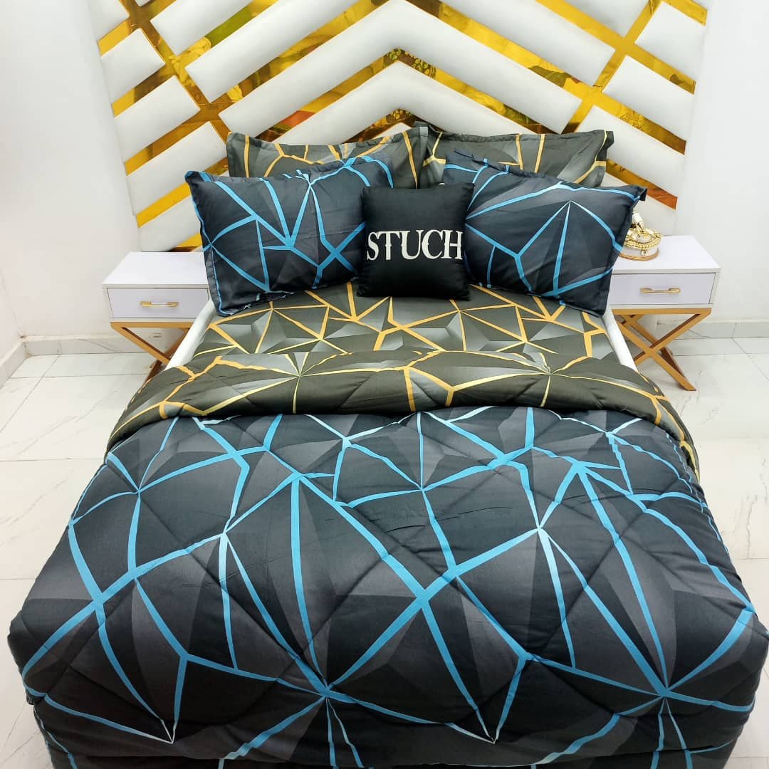 BLUE MASK COMBO (GOLD BEDSHEET) 7/7 DUVET SET