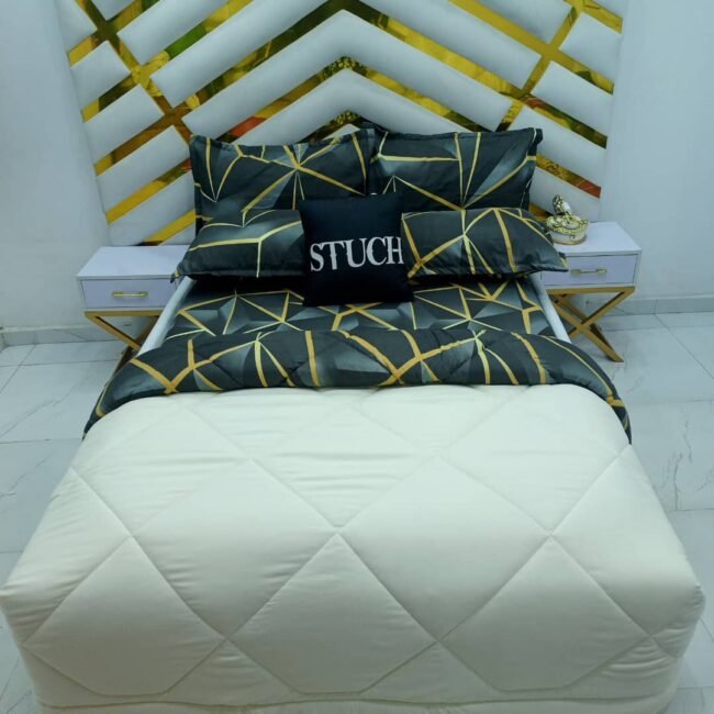 COMBINED CREAM WITH GOLD MASK 7/7 DUVET SET