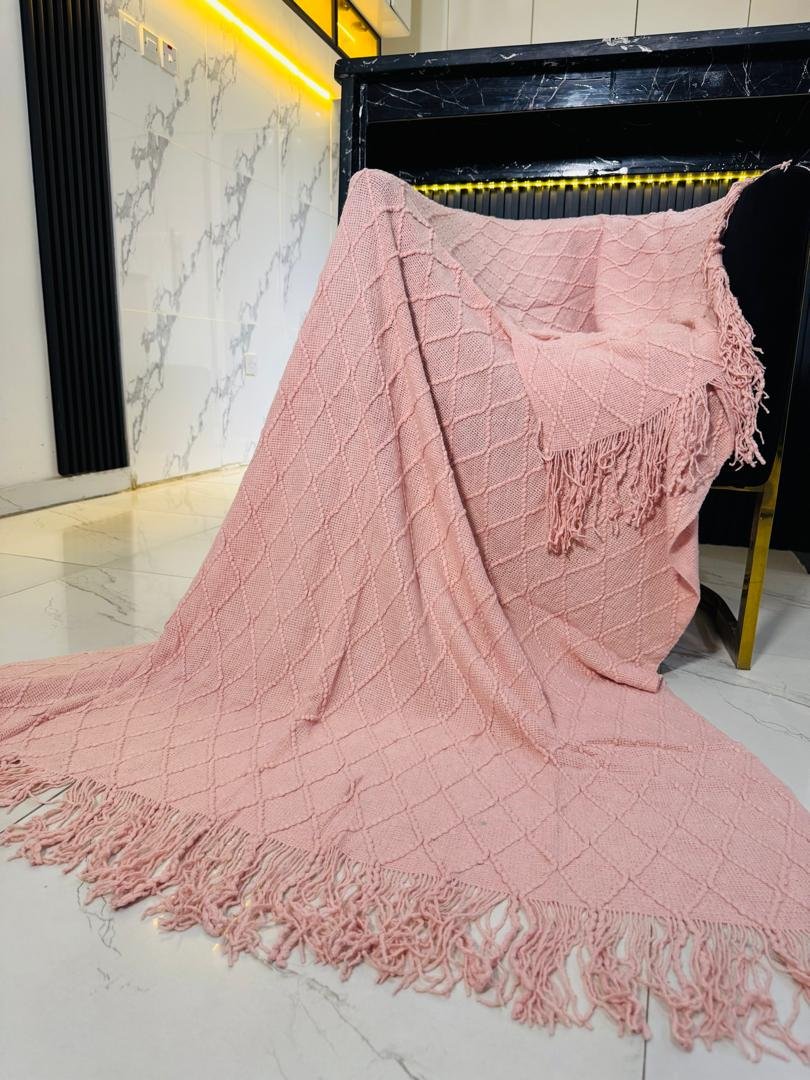 PEACH WOVEN THROW BLANKET FOR COUCH (SIZE 130*230CM)
