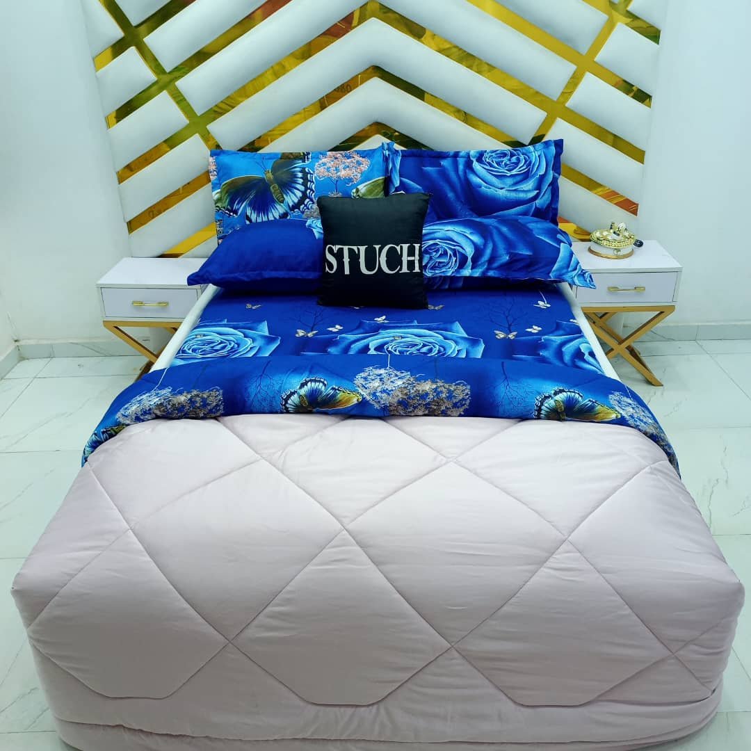 COMBINED PEACH WITH 3D BLUE ROSE 7/7 DUVET SET
