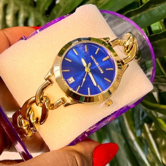 WRISTWATCH 008