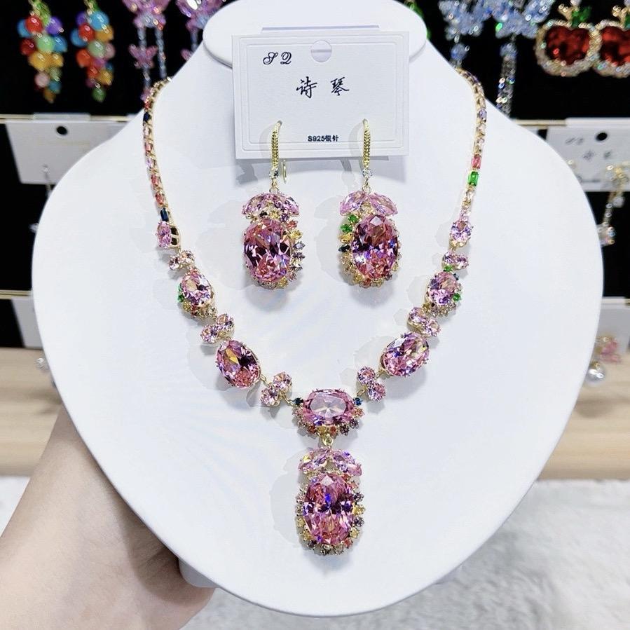 NECKLACE SET 530