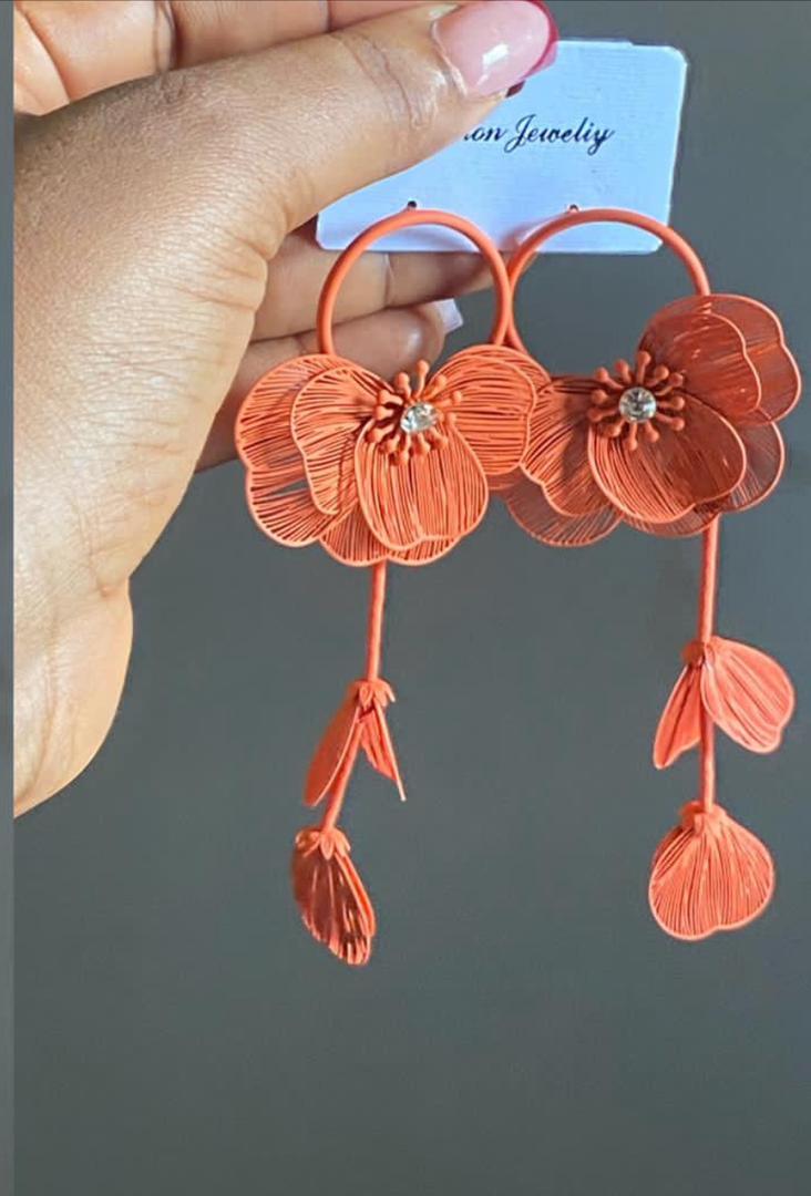 ORANGE EARRING 217