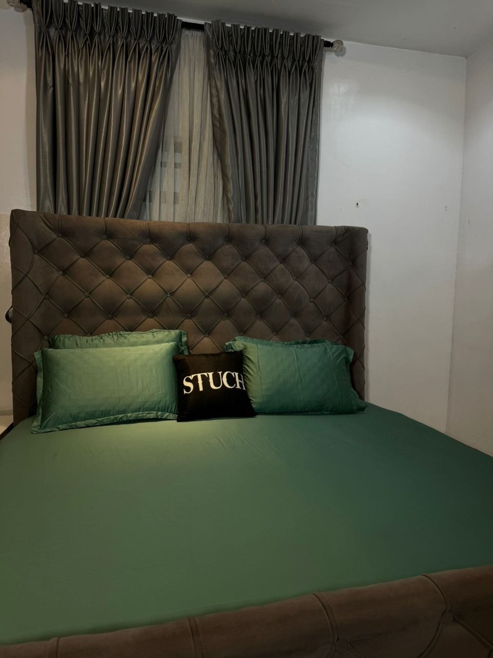 EGYPTIAN STANDARD 100% COTTON PLAIN GREEN 7 by 7 BEDSHEETS