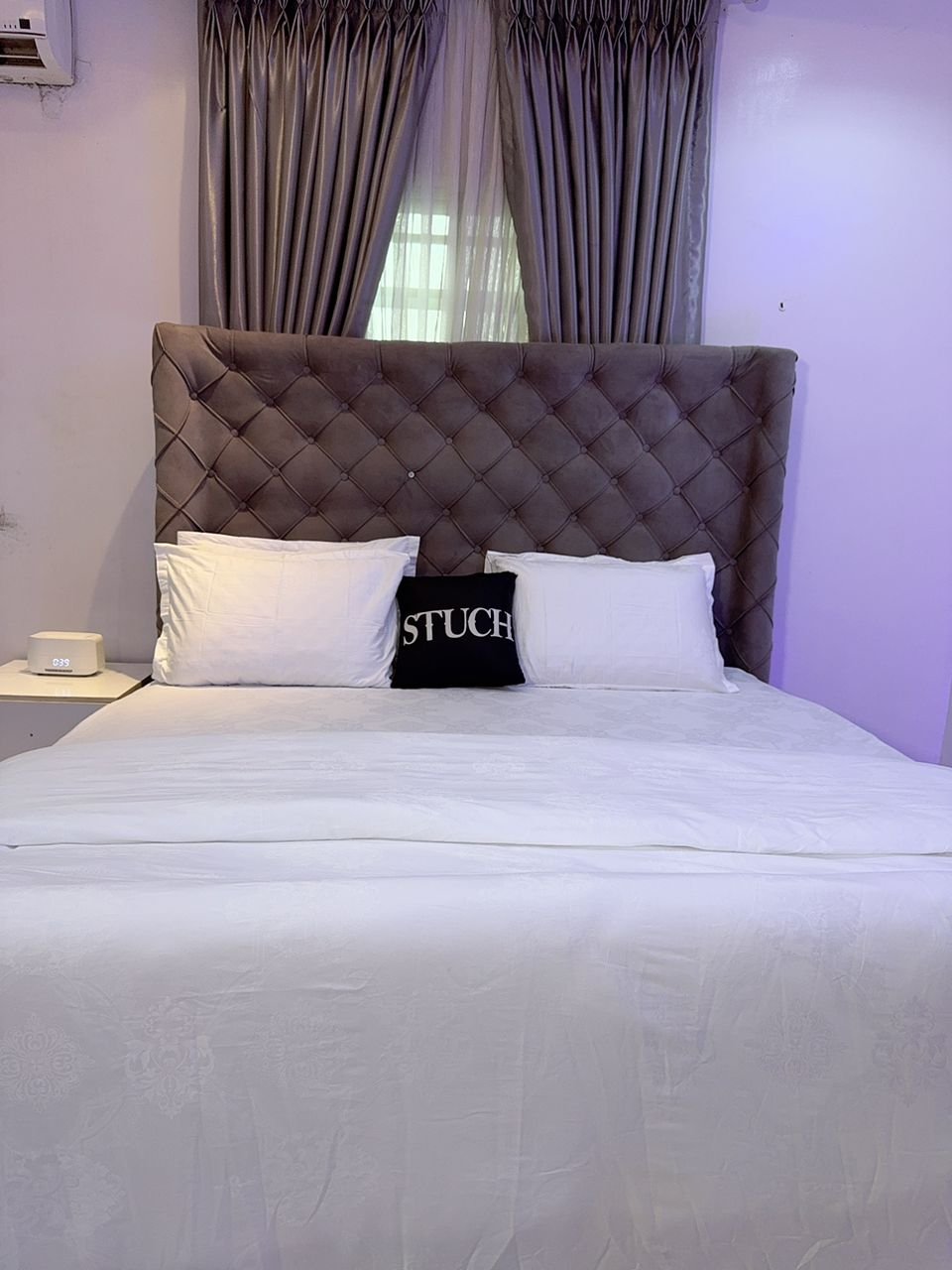 MODAL JACQUARD 100% COTTON PLAIN WHITE 7 by 7 DETACHABLE DUVET SET – BEDSHEET WITH FOUR PILLOW CASES, DUVET AND DUVET COVER – PREORDER (3-4 DAYS)