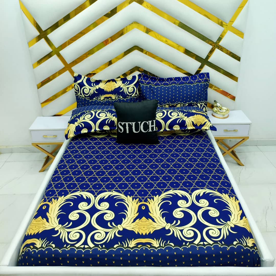 ROYAL BLUE STRIKE 4/6 BEDSHEET WITH TWO PILLOWCASES